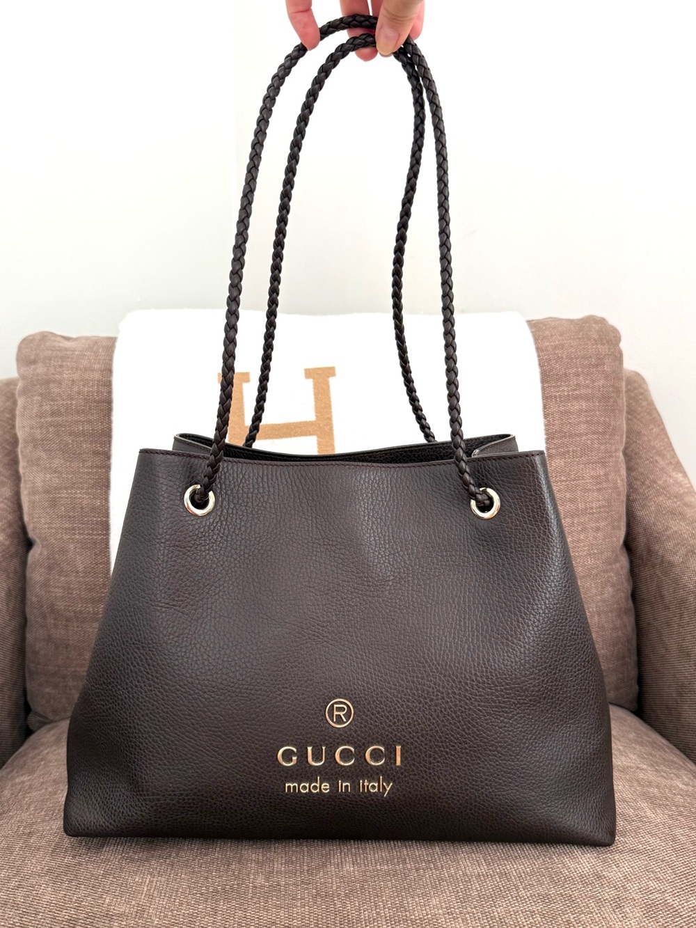 Authentic Gucci Gifford tote bag brown leather gold hardware medium